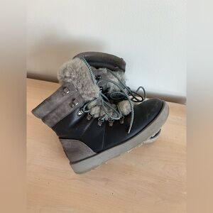 UGG Viki Waterproof Winter Boots
